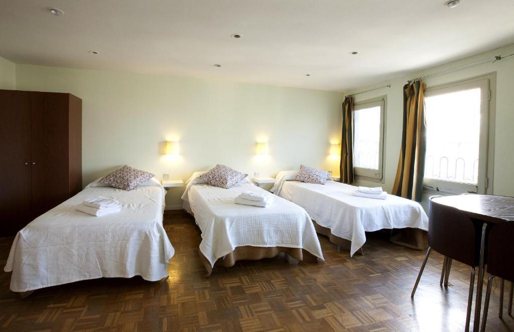 Hostal Agua Alegre Barcelona Quarto foto